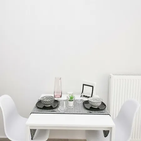 Modern, Comfortable Apartment, In The Heart Of The *