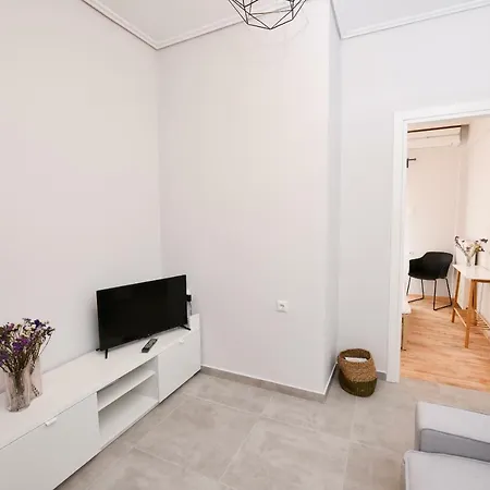 Modern, Comfortable Apartment, In The Heart Of The